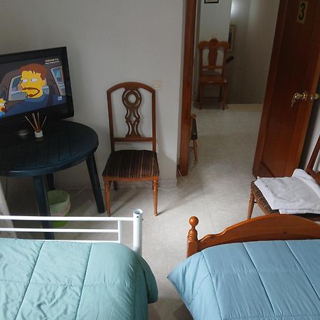 Habitacion Privada Doble En Toledo Exterior foto